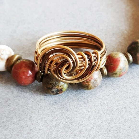 3300+ Items Sold on Poshmark with 5* Rating - Professional Wardrobe Enhancers - Picture 6 of 15